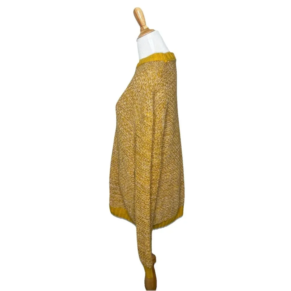 Urban Outfitters BDG Mustard Yellow Cable Knit Oversized Sweater Size Medium